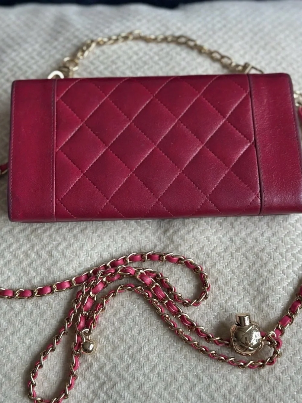 CHANEL Quilted Shoulder Bag in Burgundy with Gold-Tone Hardware